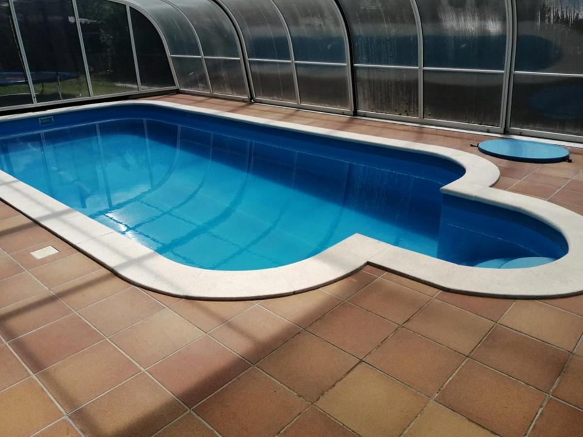 Schoenes Ferienhaus Mit Grossen Pool 250 M Vom Balaton Балатонмаріафюрде Екстер'єр фото